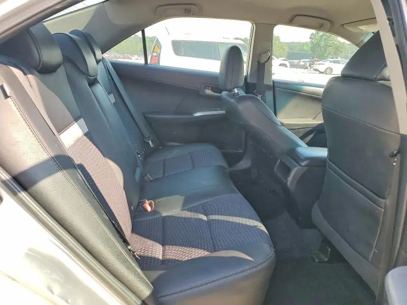 2013 TOYOTA CAMRY SE  