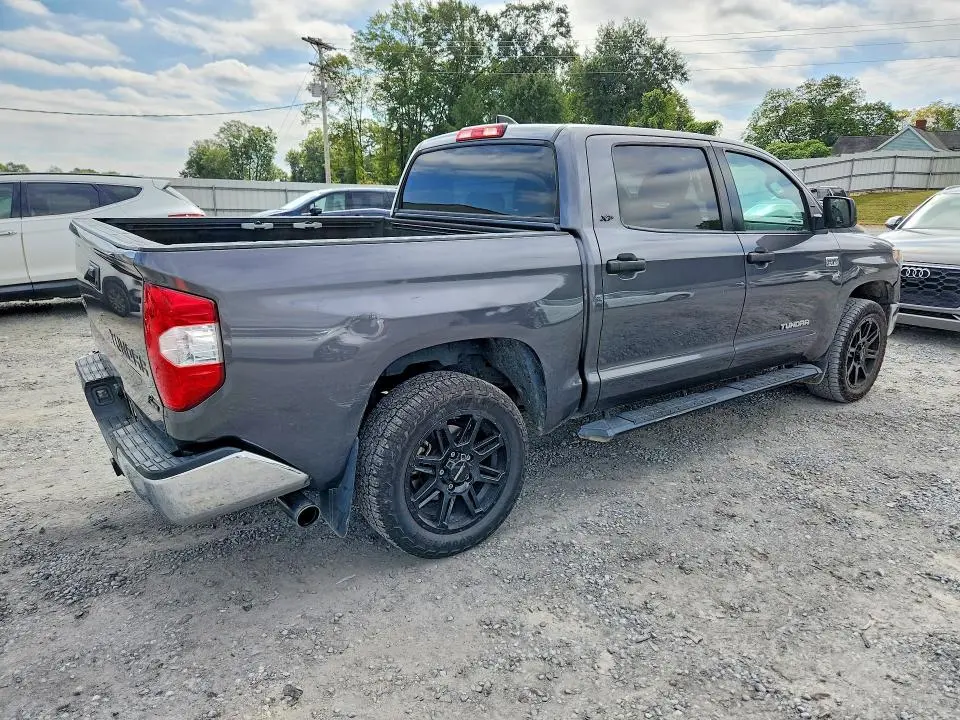 2020 TOYOTA TUNDRA SR5  