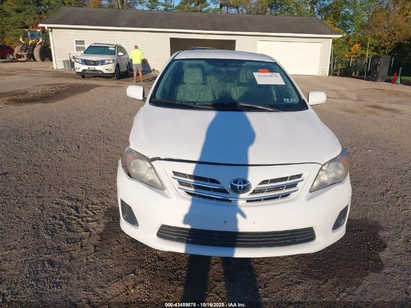 2013 TOYOTA COROLLA LE