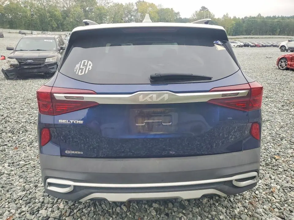 2023 KIA SELTOS S  