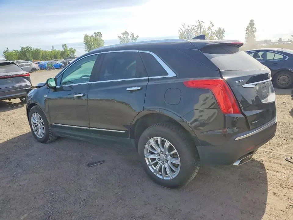 2017 CADILLAC XT5   