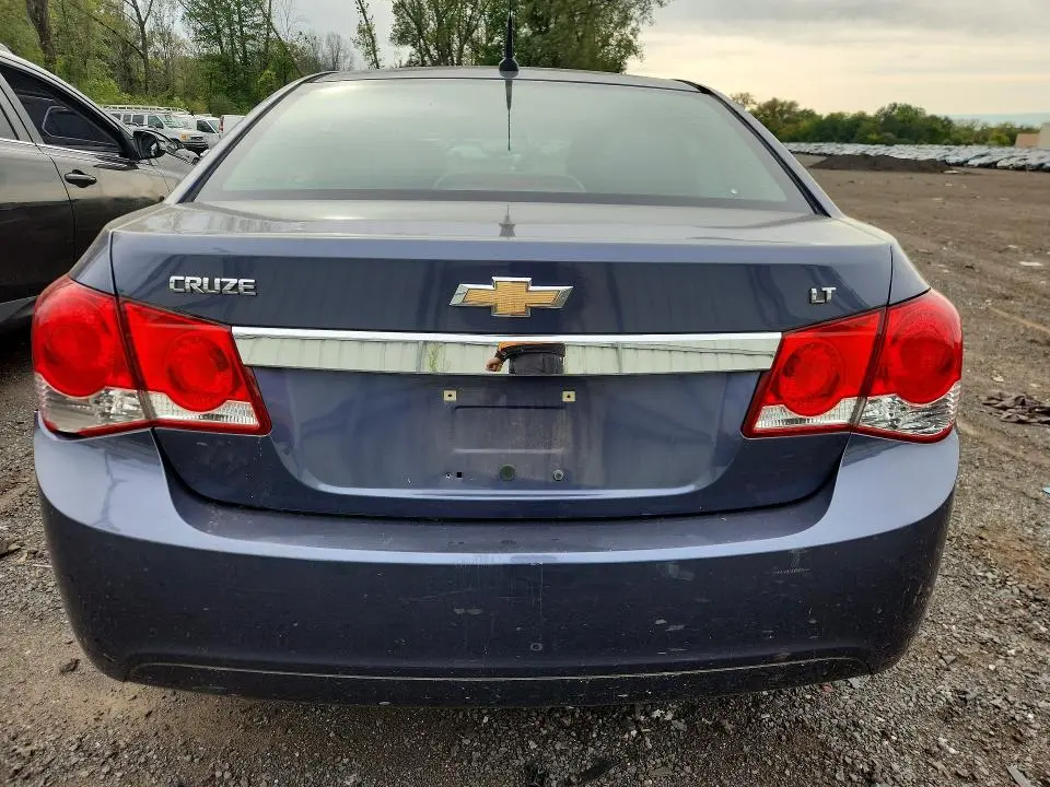 2013 CHEVROLET CRUZE LT  