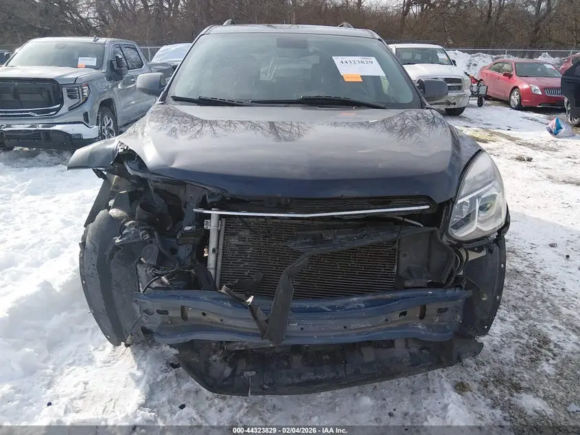 2017 CHEVROLET EQUINOX LT