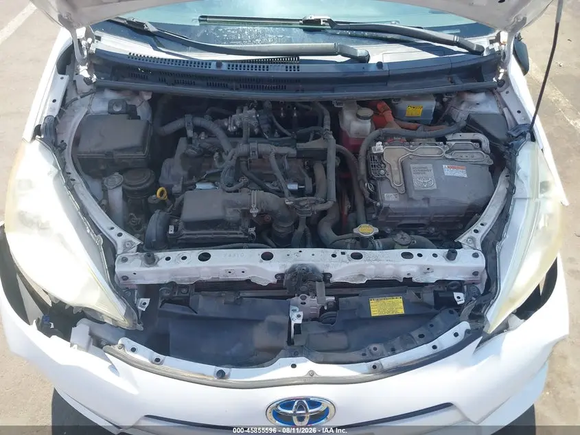 2013 TOYOTA PRIUS C ONE