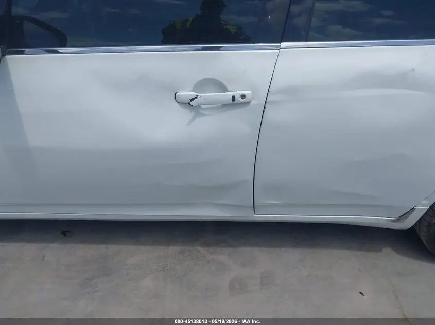 2013 INFINITI G37  