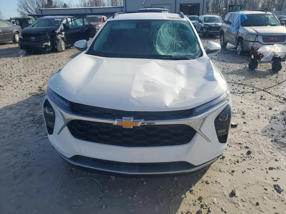 2025 CHEVROLET TRAX 1LT  