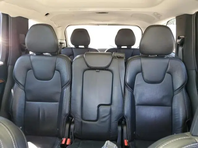 2018 VOLVO XC90 T6  