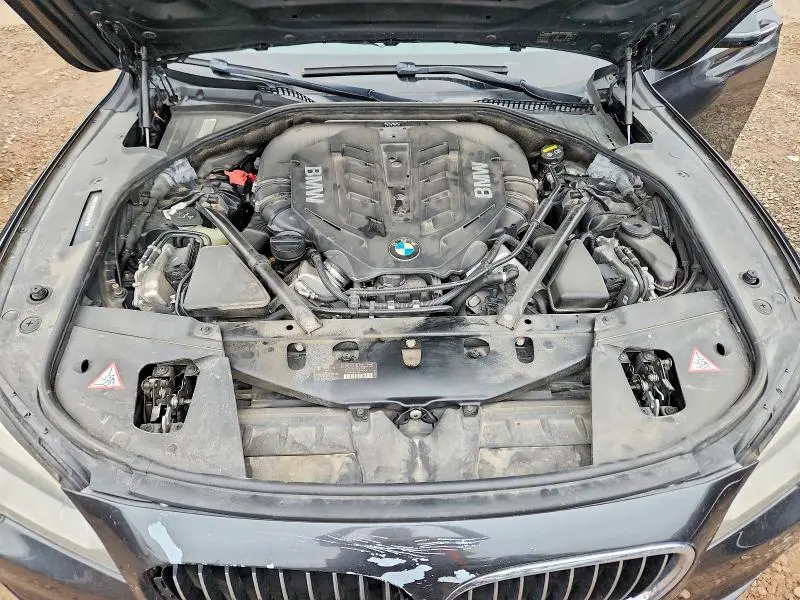 2015 BMW 750 LXI  