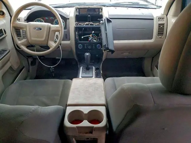 2011 FORD ESCAPE XLS  