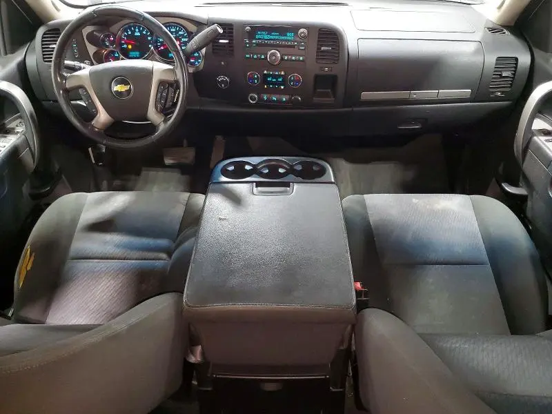 2011 CHEVROLET SILVERADO K1500 LT  