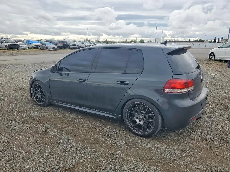 2013 VOLKSWAGEN GOLF R   
