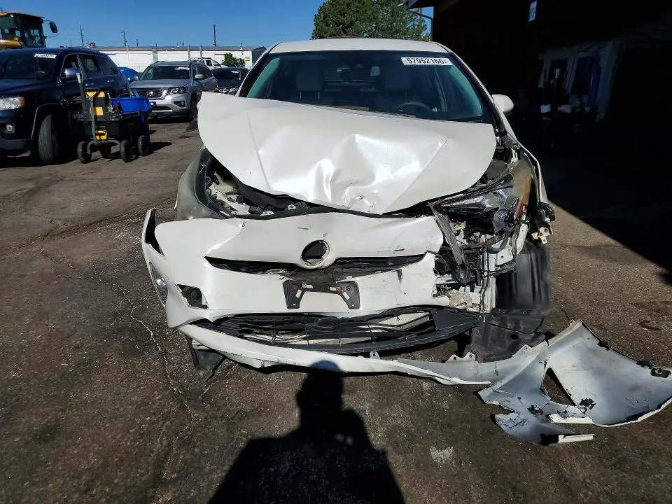 2016 TOYOTA PRIUS FOUR TOURING  