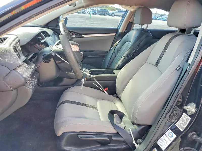 2019 HONDA CIVIC LX  