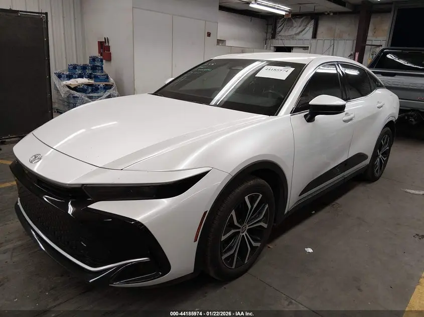 2023 TOYOTA CROWN XLE