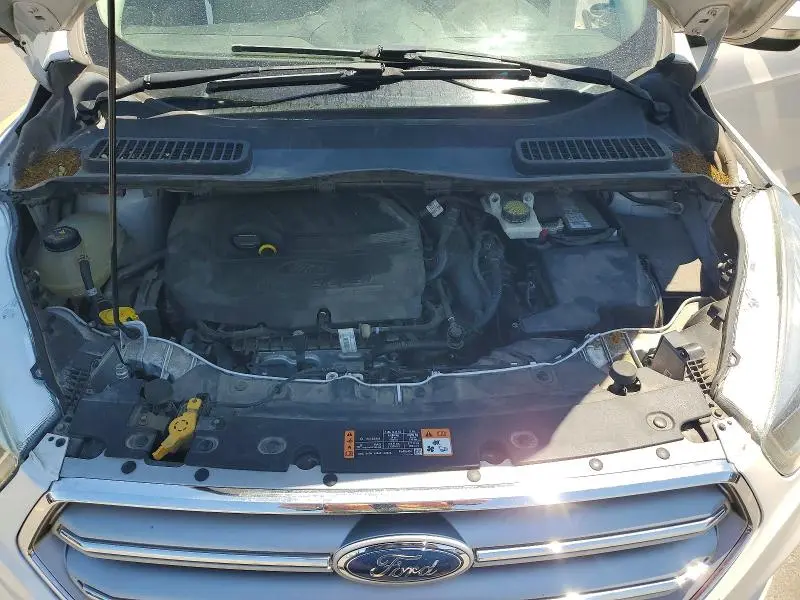 2017 FORD ESCAPE TITANIUM  
