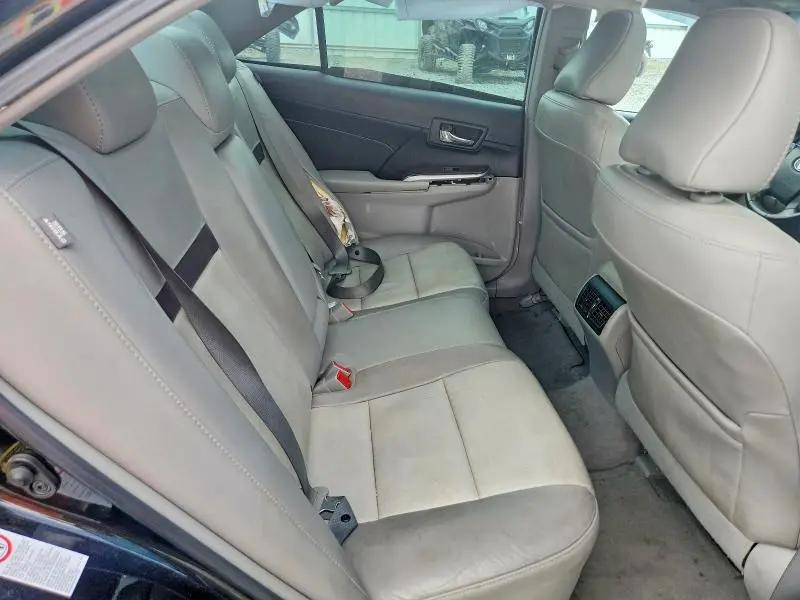 2014 TOYOTA CAMRY XLE  