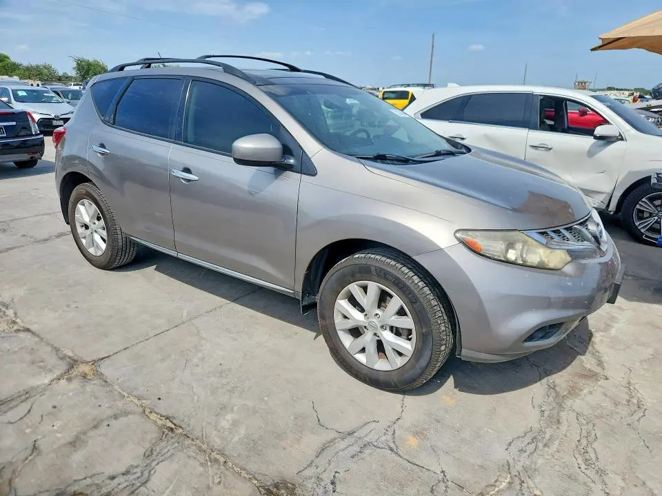 2012 NISSAN MURANO S  