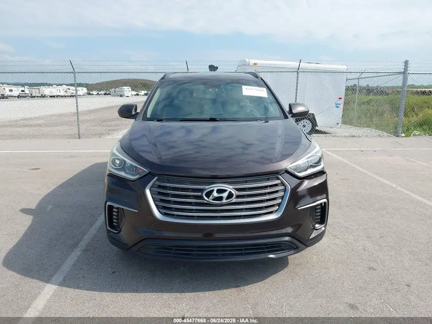 2017 HYUNDAI SANTA FE SE