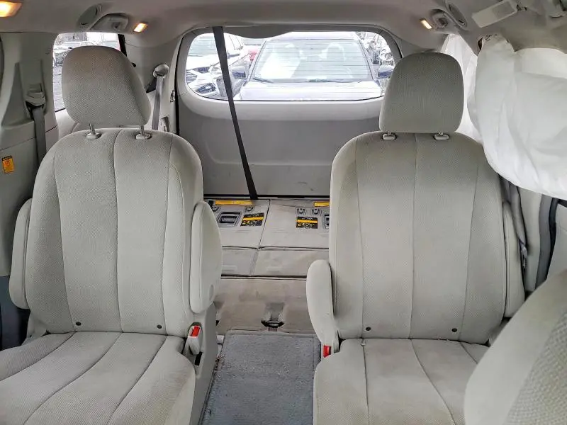 2012 TOYOTA SIENNA BASE 7-PASSENGER  