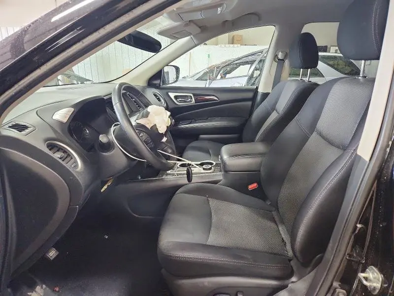 2019 NISSAN PATHFINDER SV  