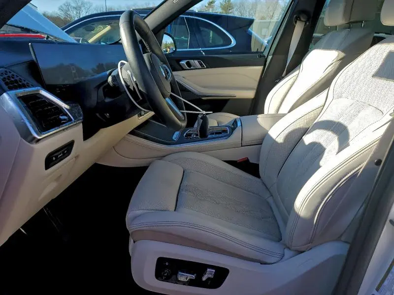 2025 BMW X5 XDRIVE40I  