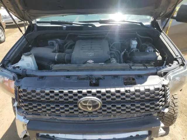 2018 TOYOTA TUNDRA CREWMAX SR5  
