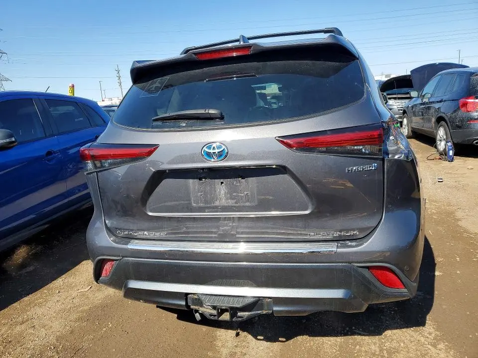 2021 TOYOTA HIGHLNDER   