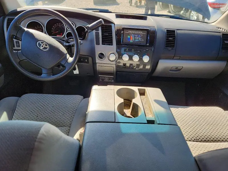 2010 TOYOTA TUNDRA   