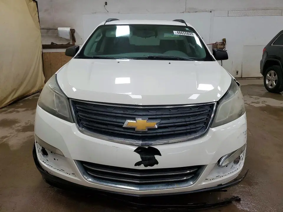 2013 CHEVROLET TRAVERSE LS  