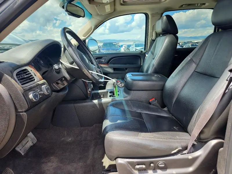 2013 CHEVROLET SUBURBAN K1500 LT  