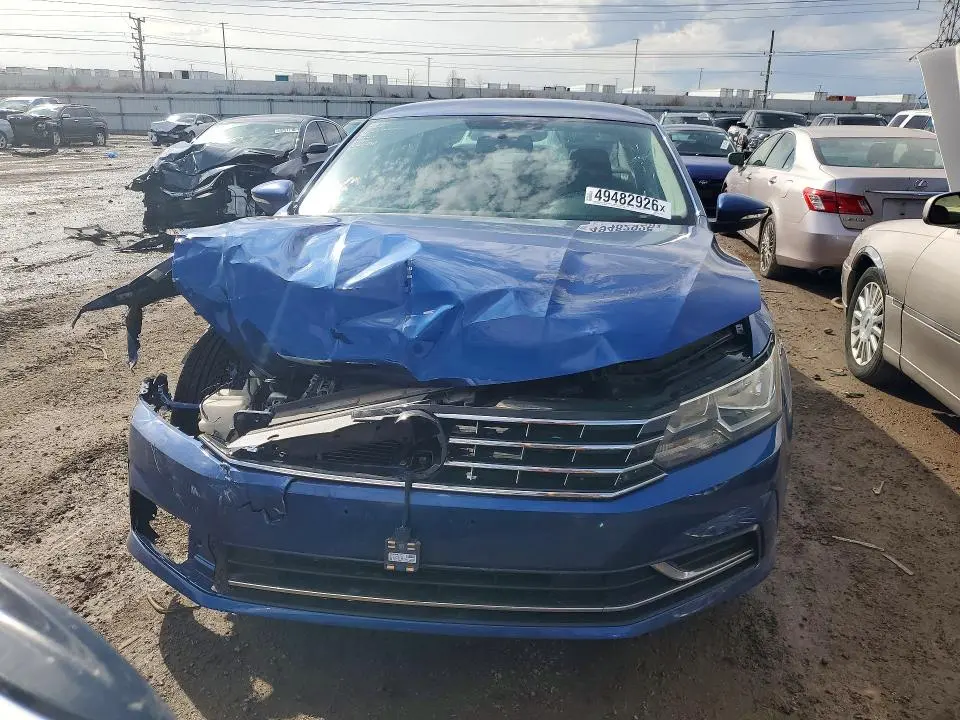 2017 VOLKSWAGEN PASSAT S  