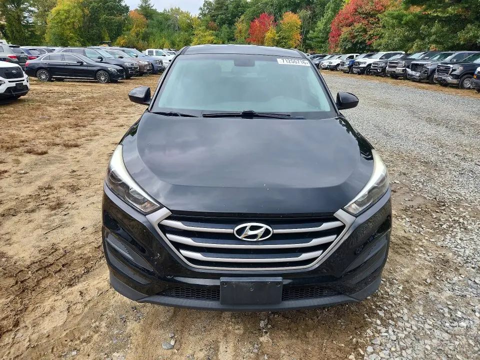 2018 HYUNDAI TUCSON SE  
