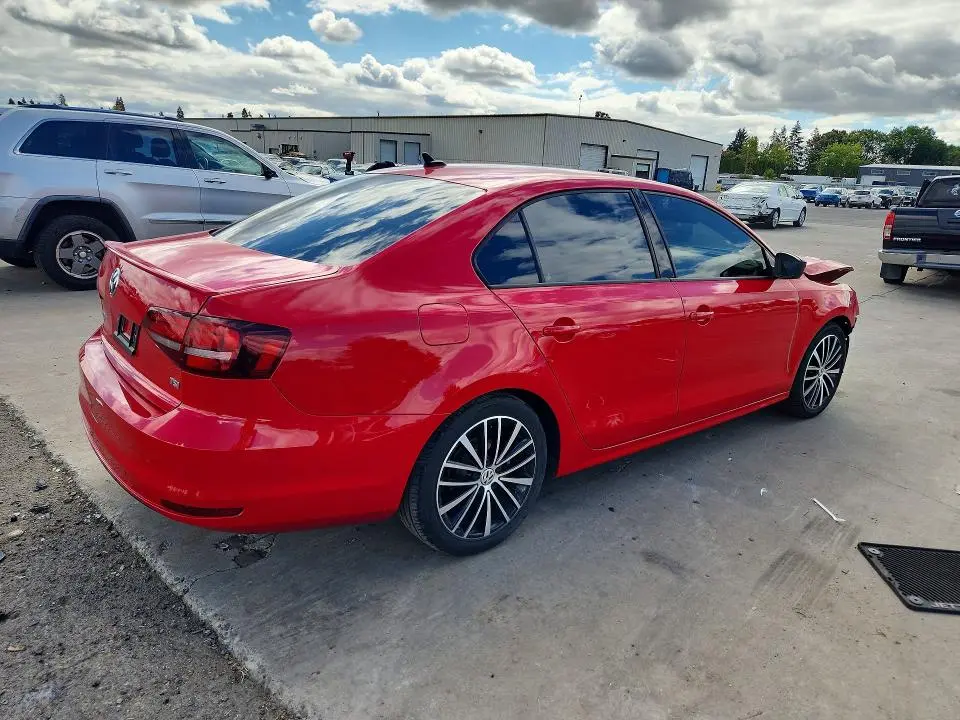 2016 VOLKSWAGEN JETTA SPORT  