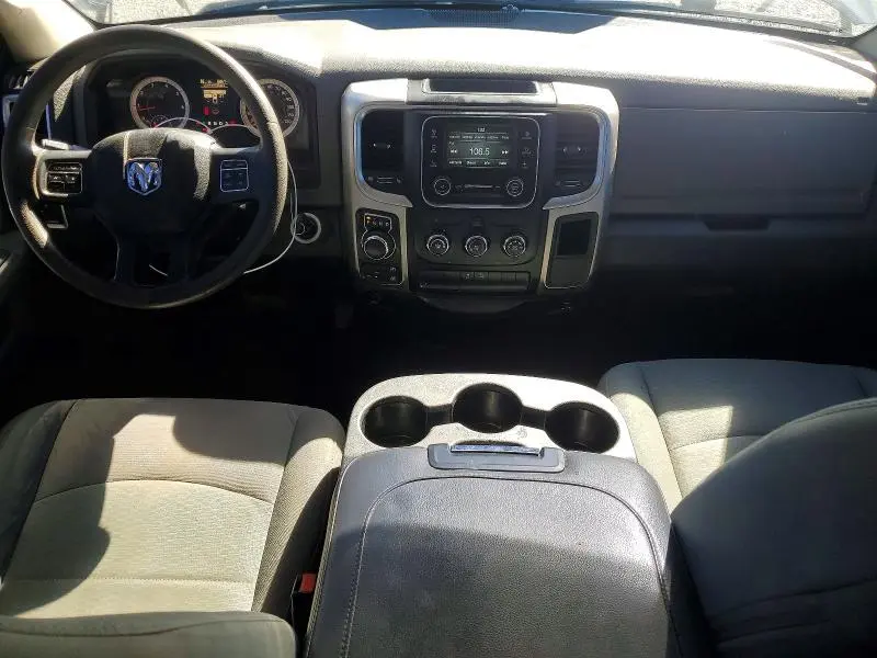 2017 RAM 1500 SLT  