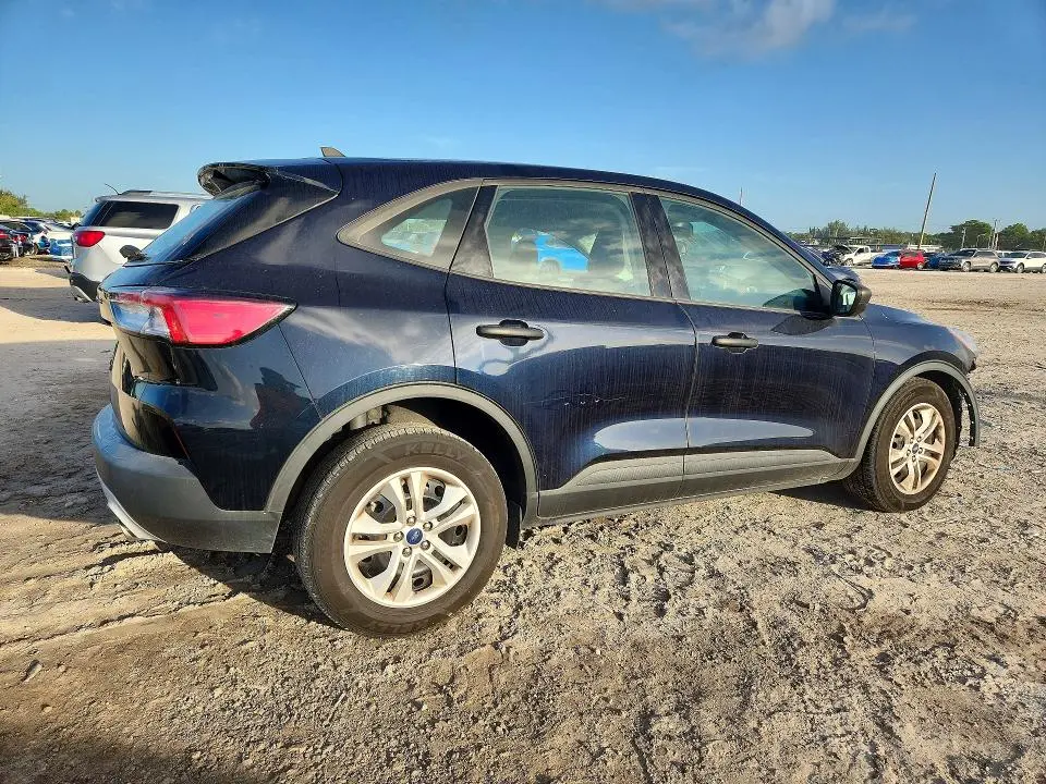 2021 FORD ESCAPE S  