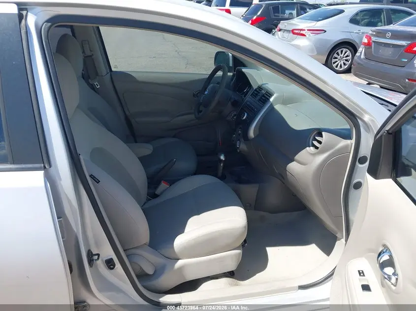 2013 NISSAN VERSA 1.6 SV