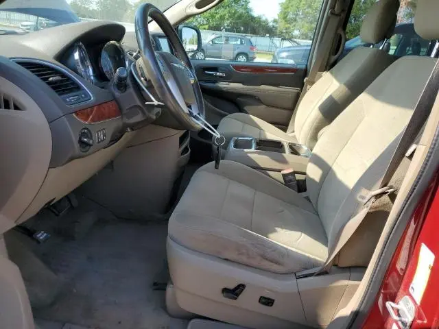 2013 CHRYSLER TOWN & COUNTRY TOURING  
