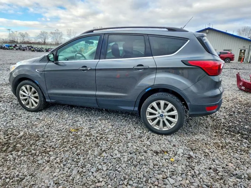 2019 FORD ESCAPE SEL  
