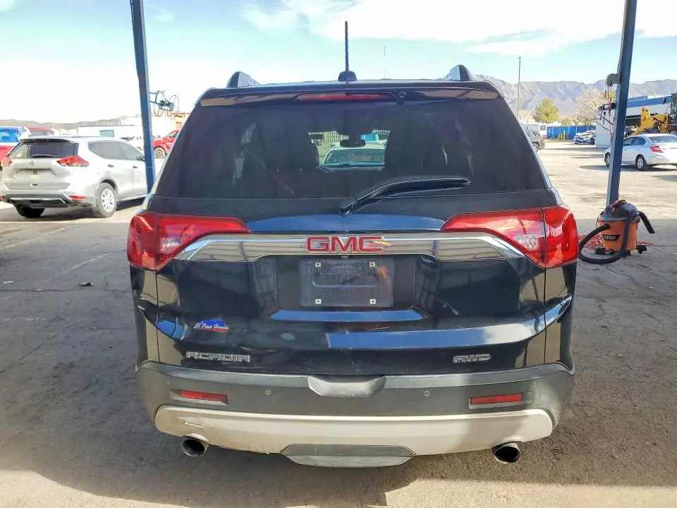 2018 GMC ACADIA SLT-2  