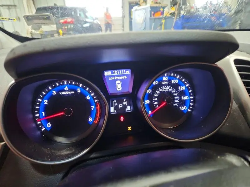 2016 HYUNDAI ELANTRA GT BASE  