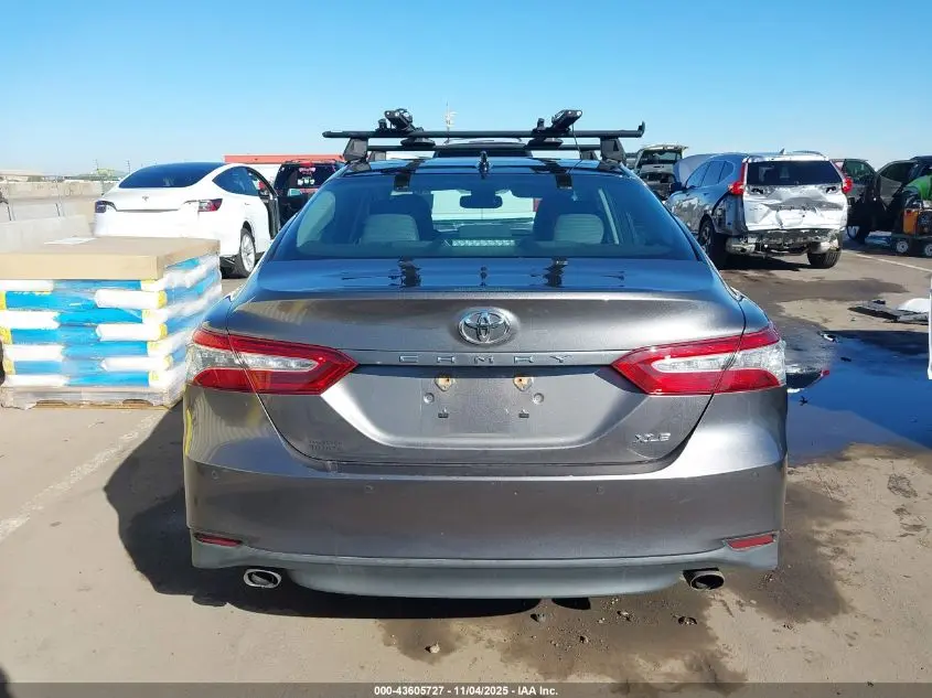 2018 TOYOTA CAMRY XLE V6
