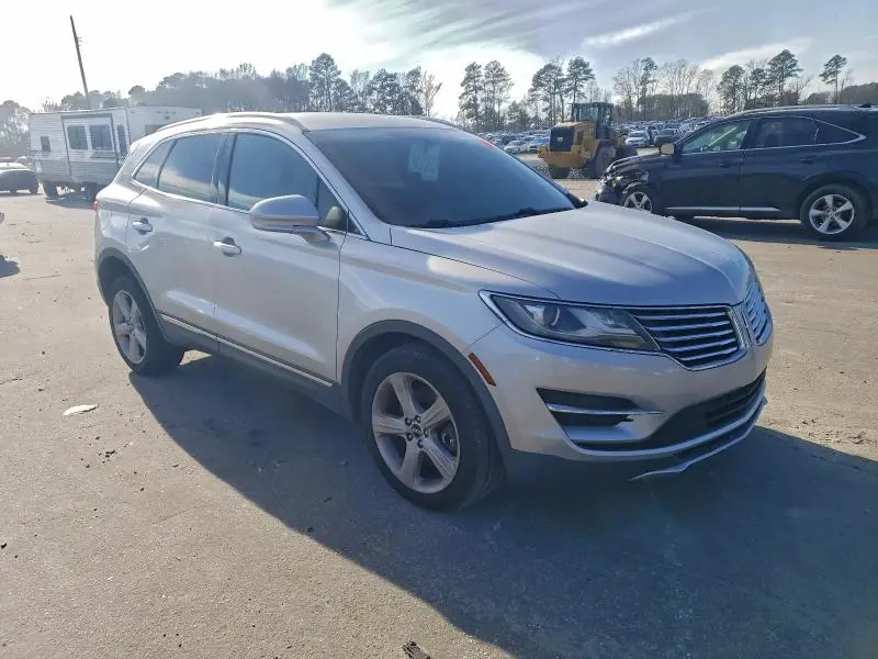 2015 LINCOLN MKC   