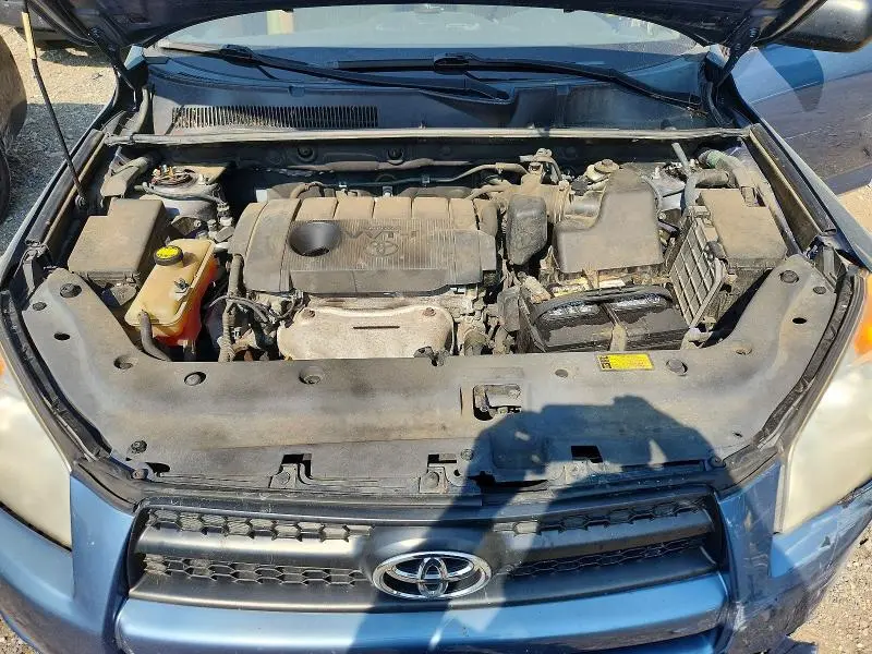 2011 TOYOTA RAV4 BASE  