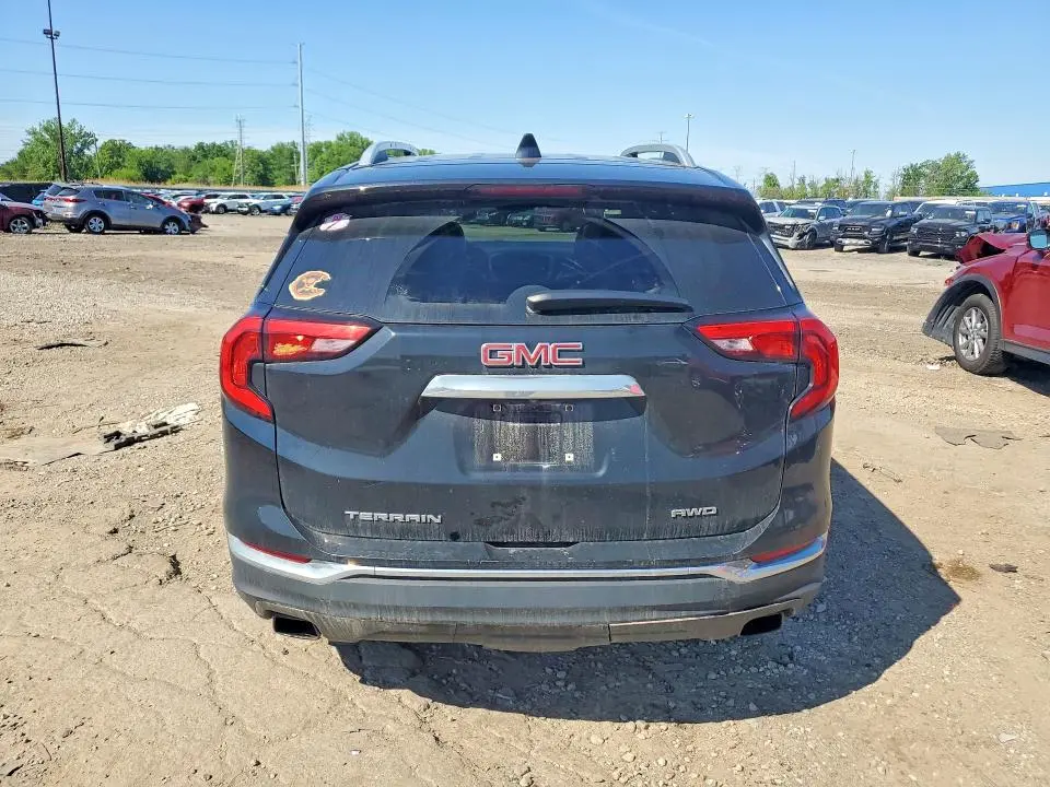 2018 GMC TERRAIN SLT  