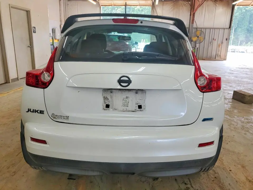 2014 NISSAN JUKE S  