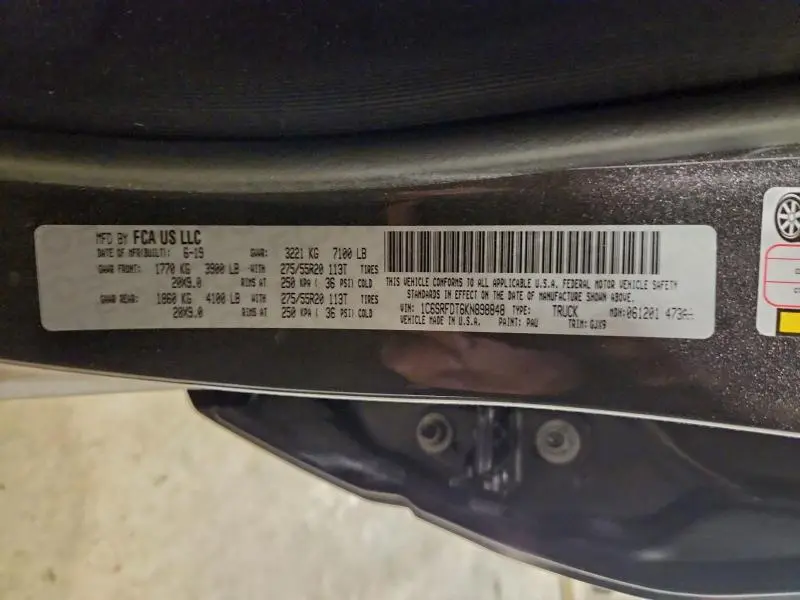 2019 RAM 1500 LARAMIE  