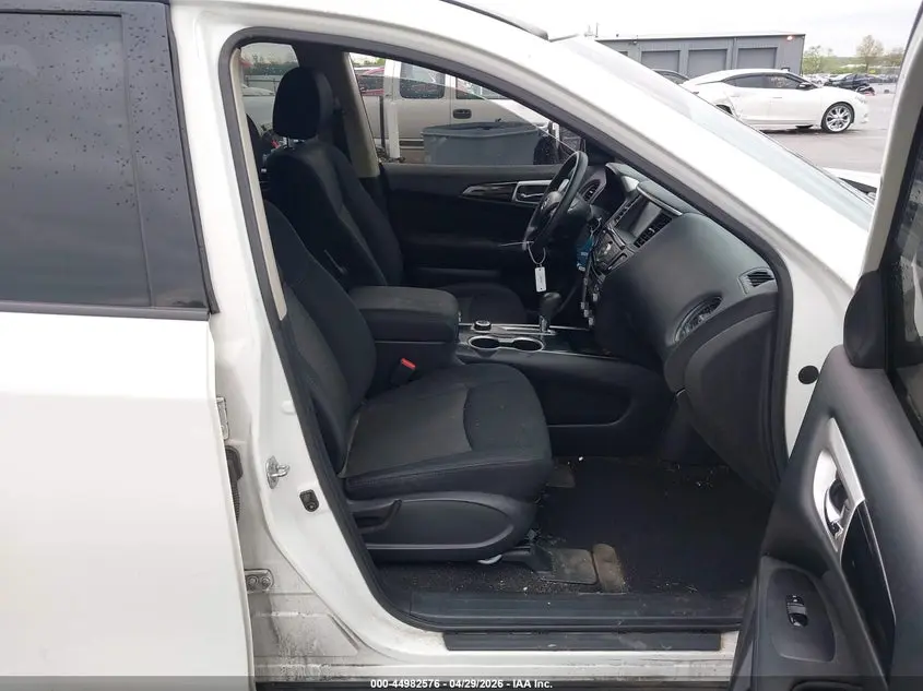 2017 NISSAN PATHFINDER S