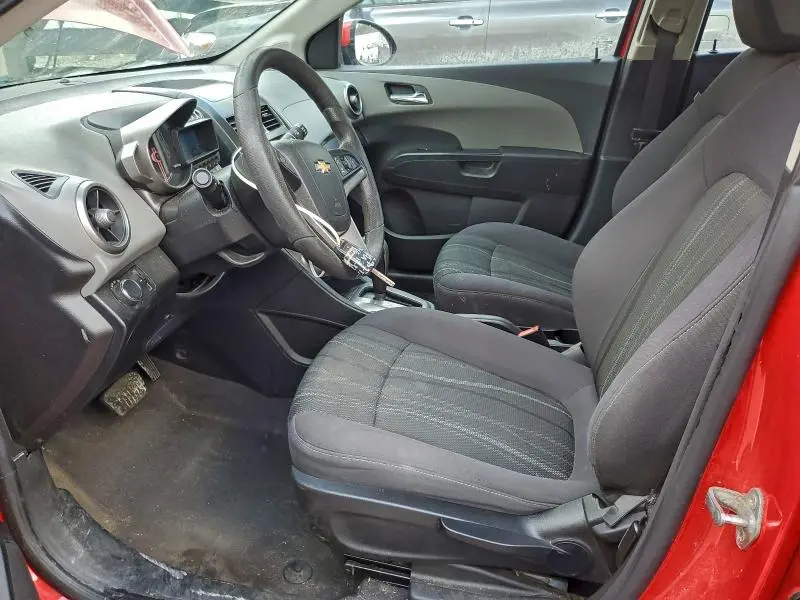 2015 CHEVROLET SONIC LT  