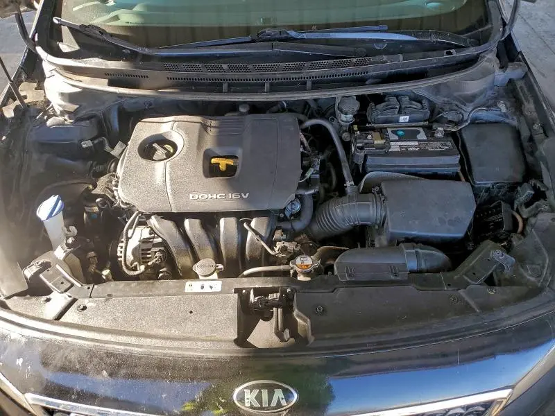 2017 KIA FORTE LX  