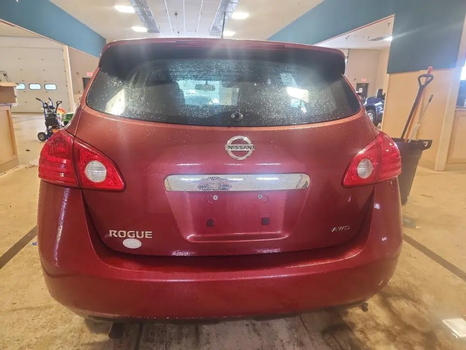 2013 NISSAN ROGUE S  